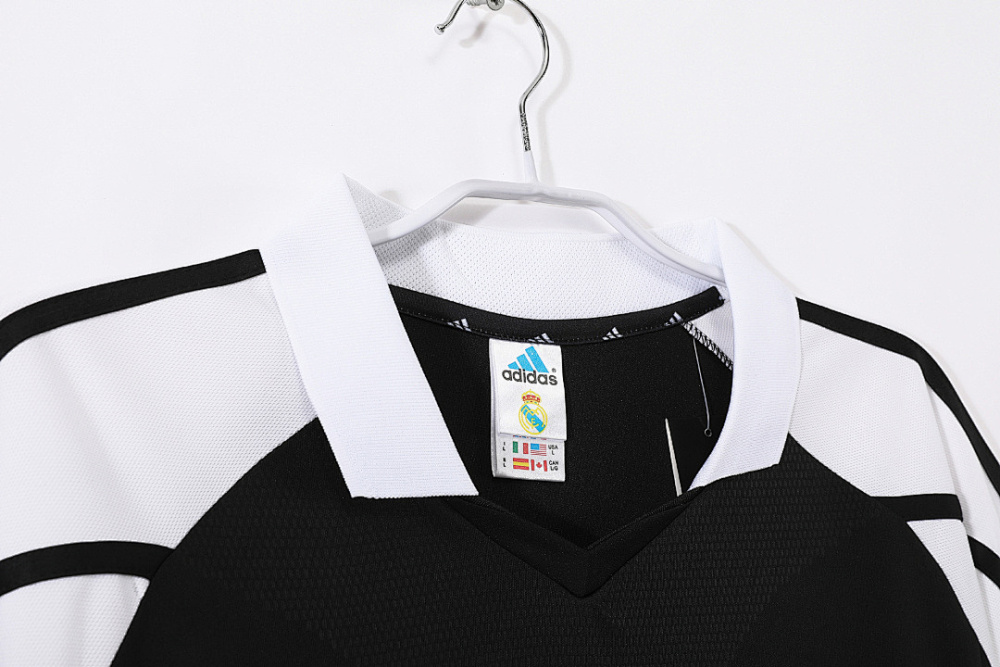 2001/02 season Real Madrid Away Retro