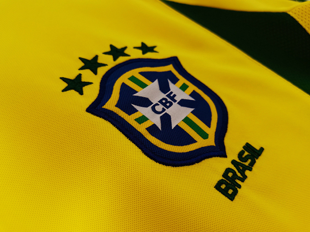 2002 season Brazil Home Retro