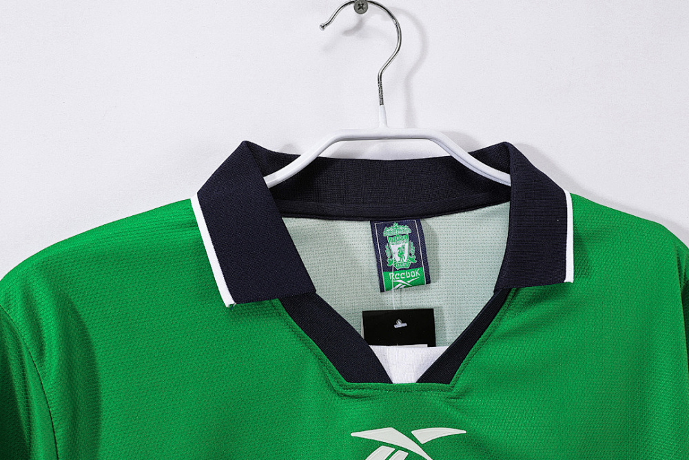 1999/00 season Liverpool Away green Retro