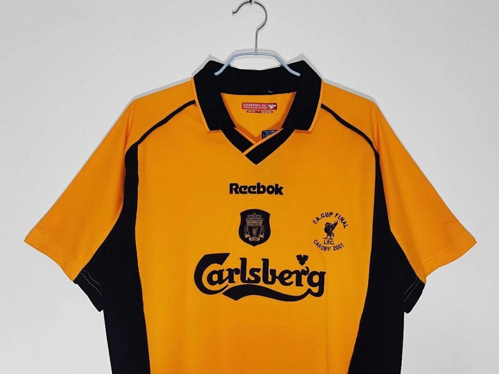 2000/01 season Liverpool Away Retro