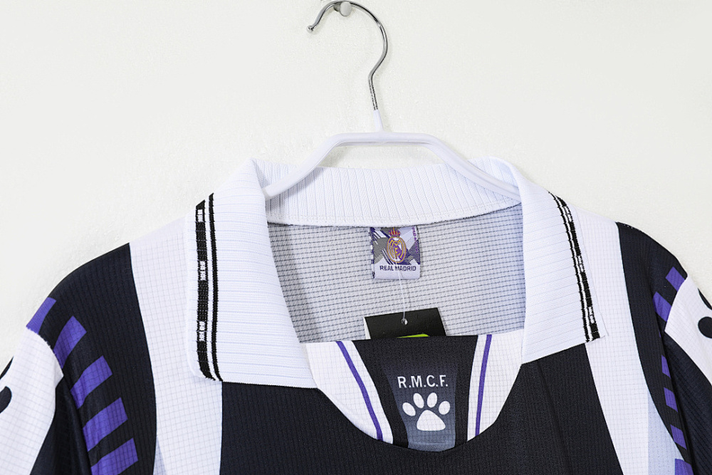 1997/99 season Real Madrid Third Retro