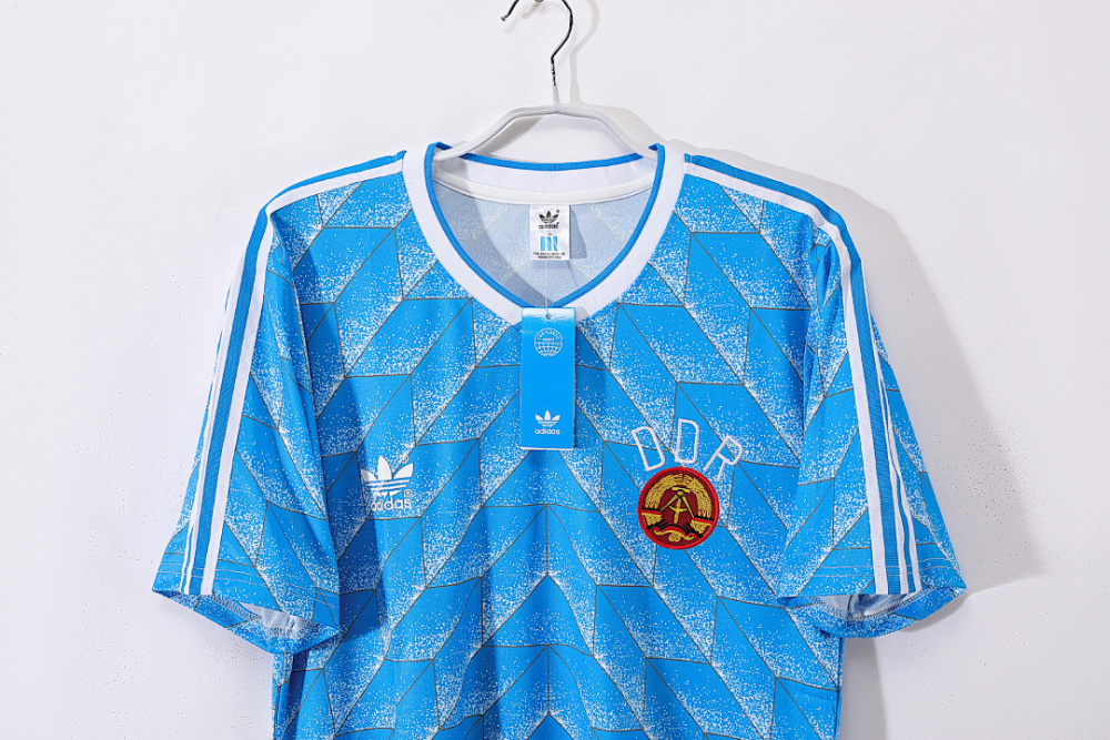 1988 season East Germany Home Retro