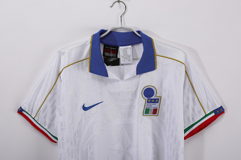 1995 season Italy Away white Retro