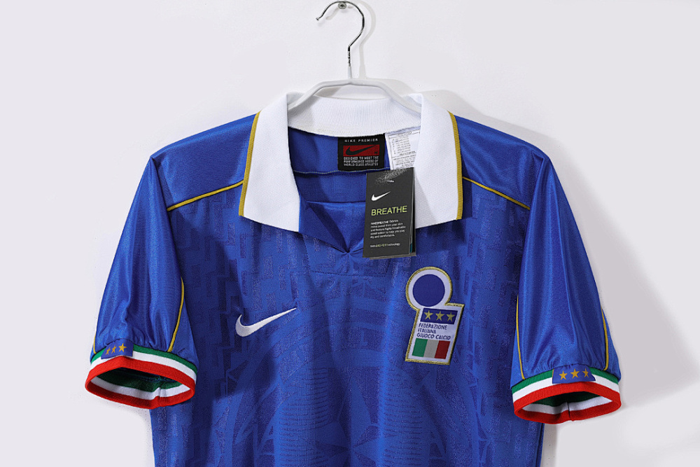 1995 season Italy Home Retro