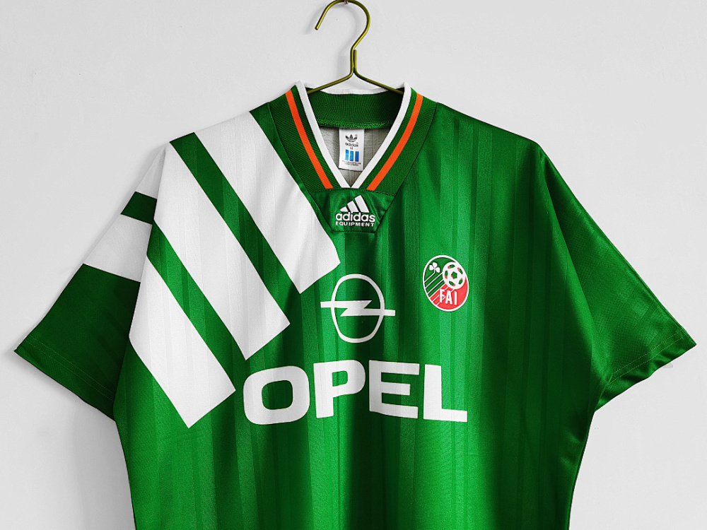 1992/94 season Ireland Home Retro