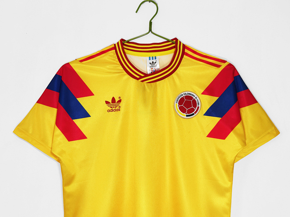 1990 season Colombia Home Retro