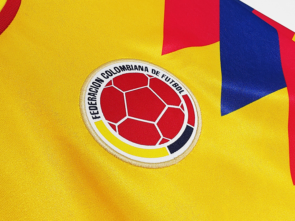 1990 season Colombia Home Retro