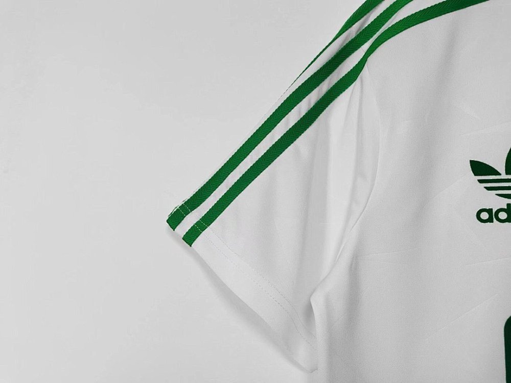 1990/92 season Ireland Away Retro