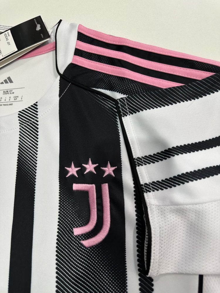 2025-2026 Juventus Home jersey