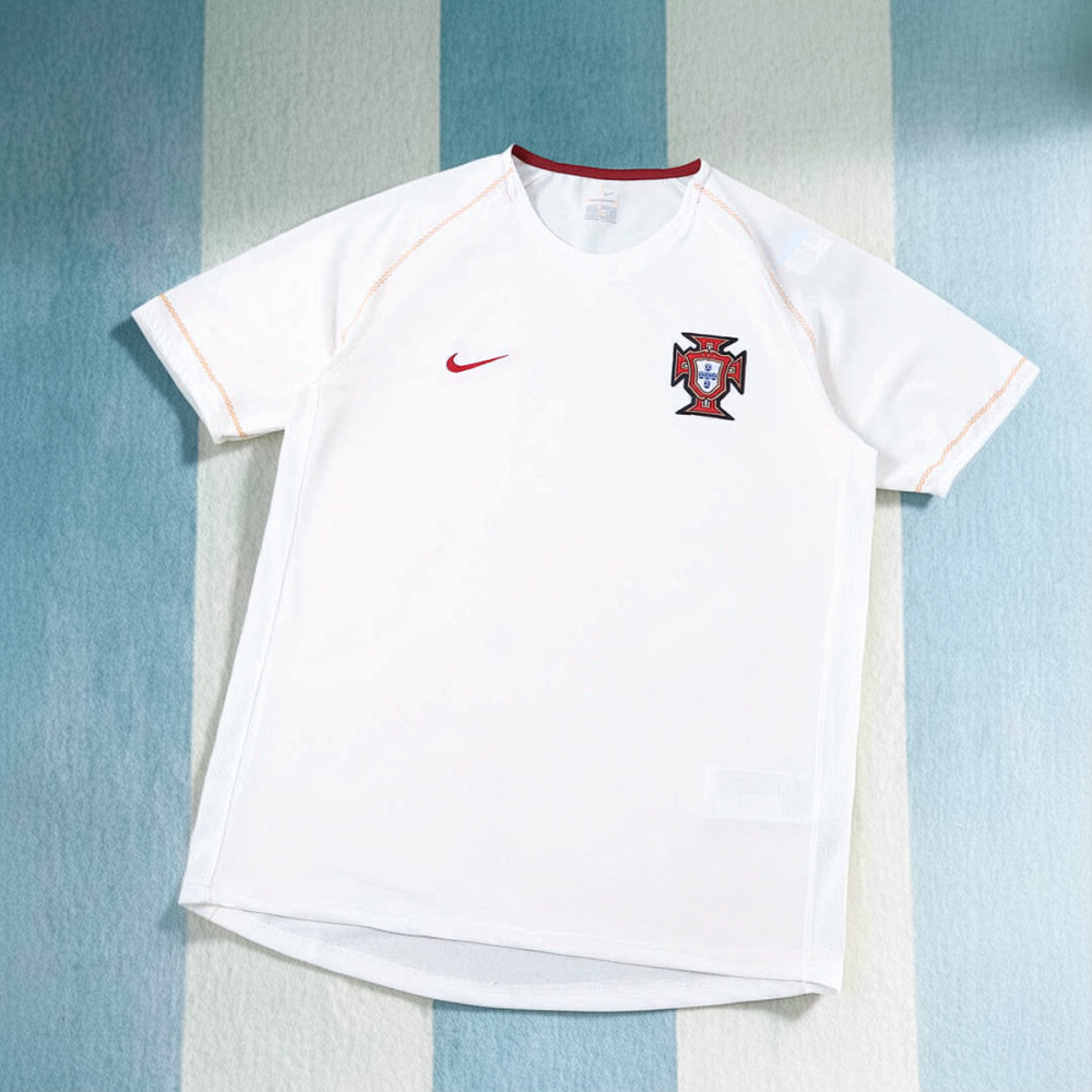 2006 season Portugal third retro Fan version