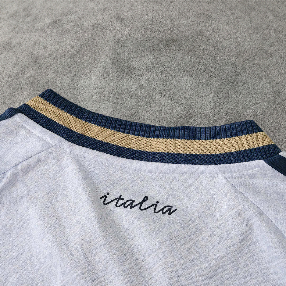 2026 FIFA World Cup Italy away player version