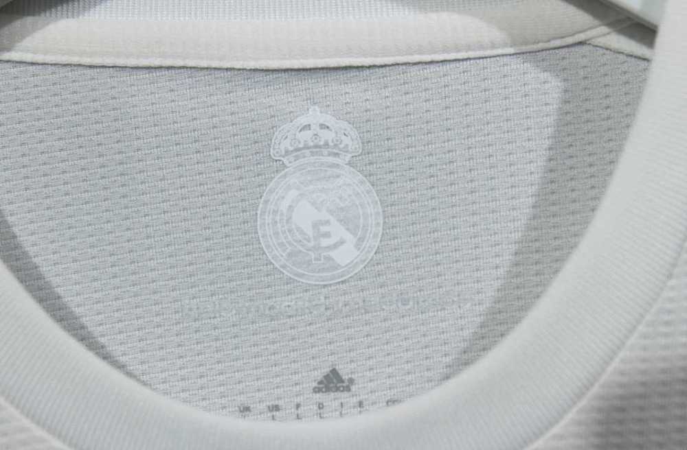 2015/16 Real Madrid Home long sleeve Player Version