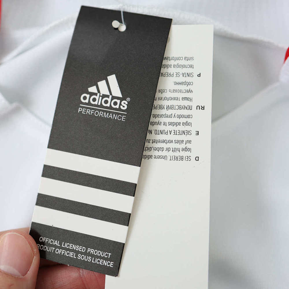 06/08 Liverpool away Fan version