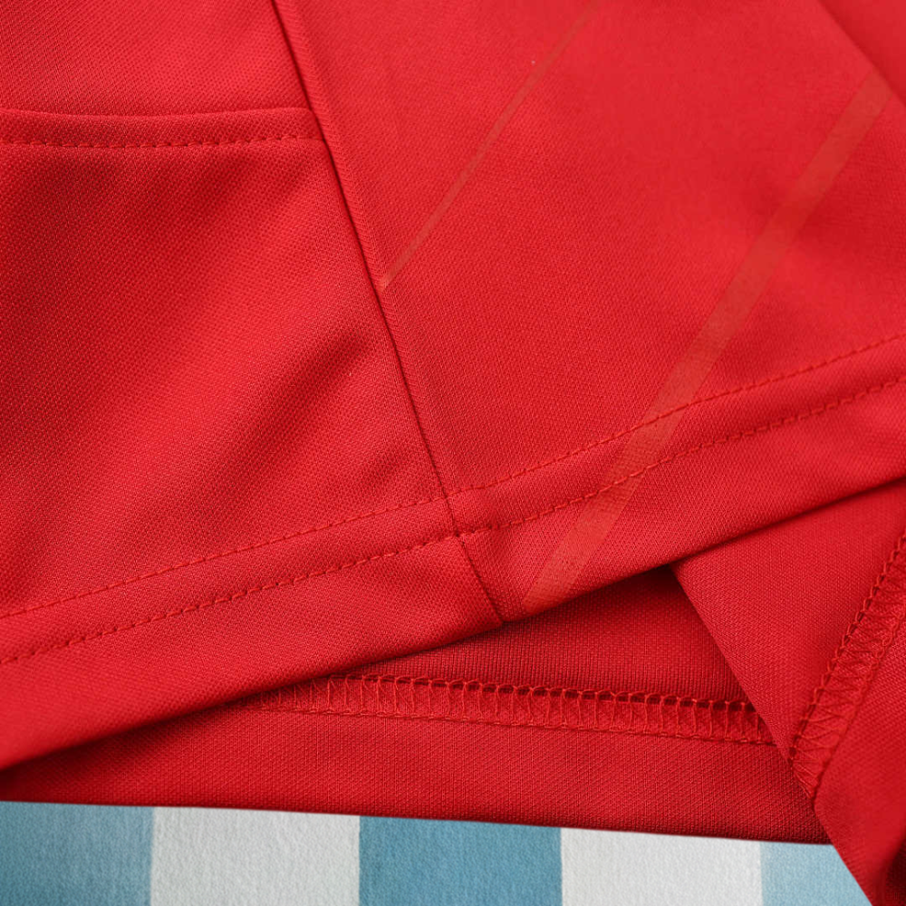 05/06 season Liverpool home Fan version
