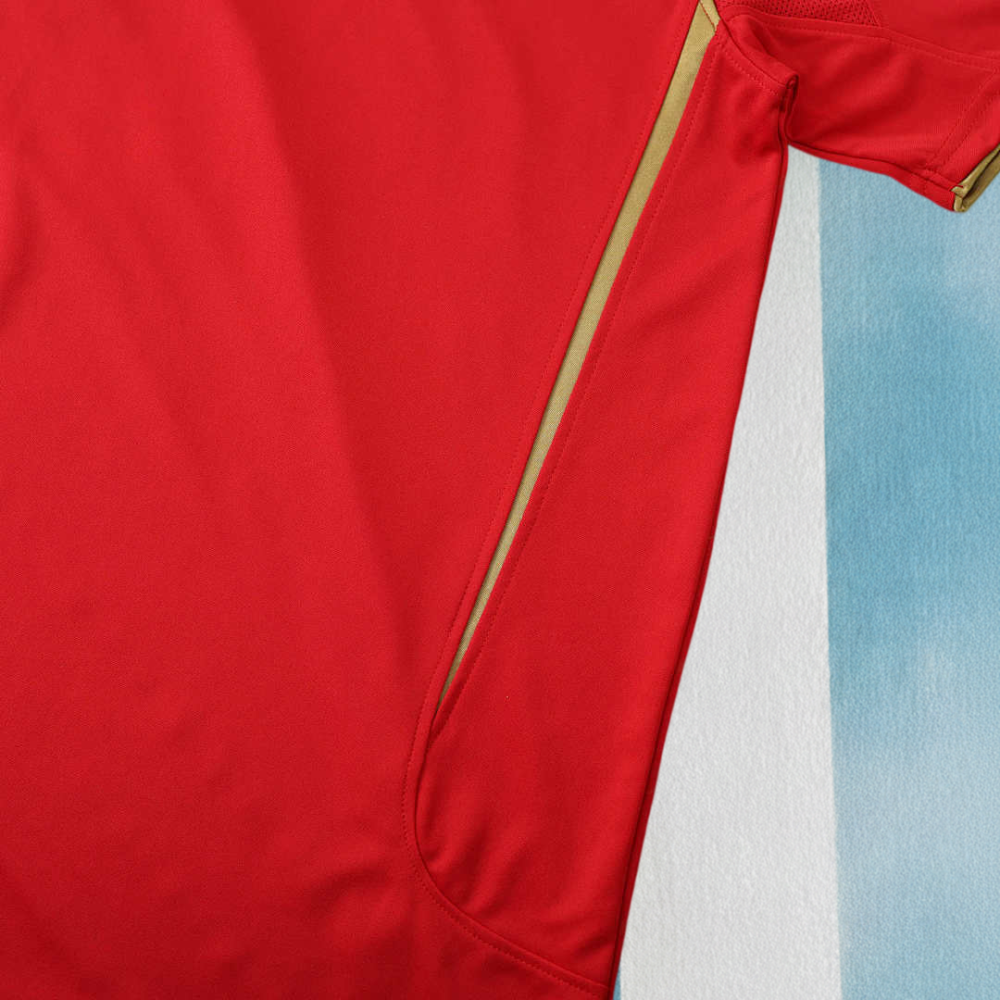 05/06 season Liverpool home Fan version