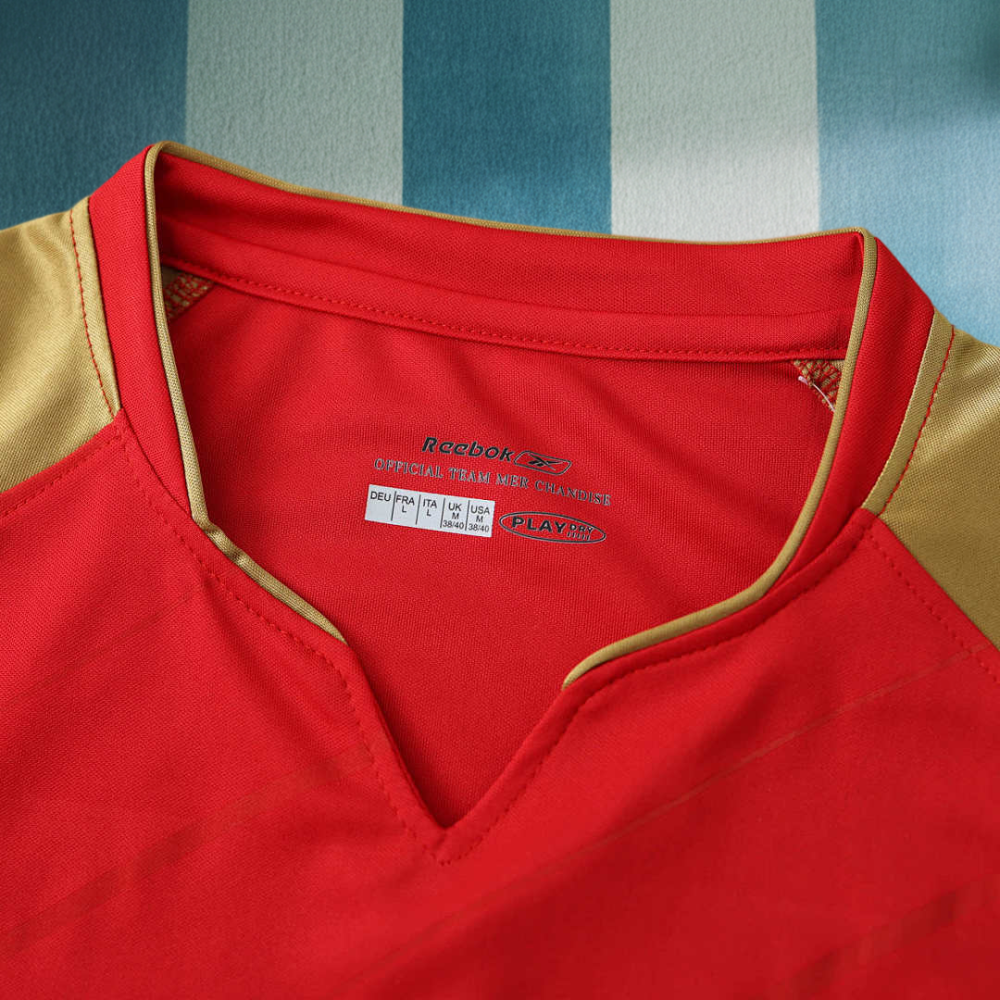 05/06 season Liverpool home Fan version