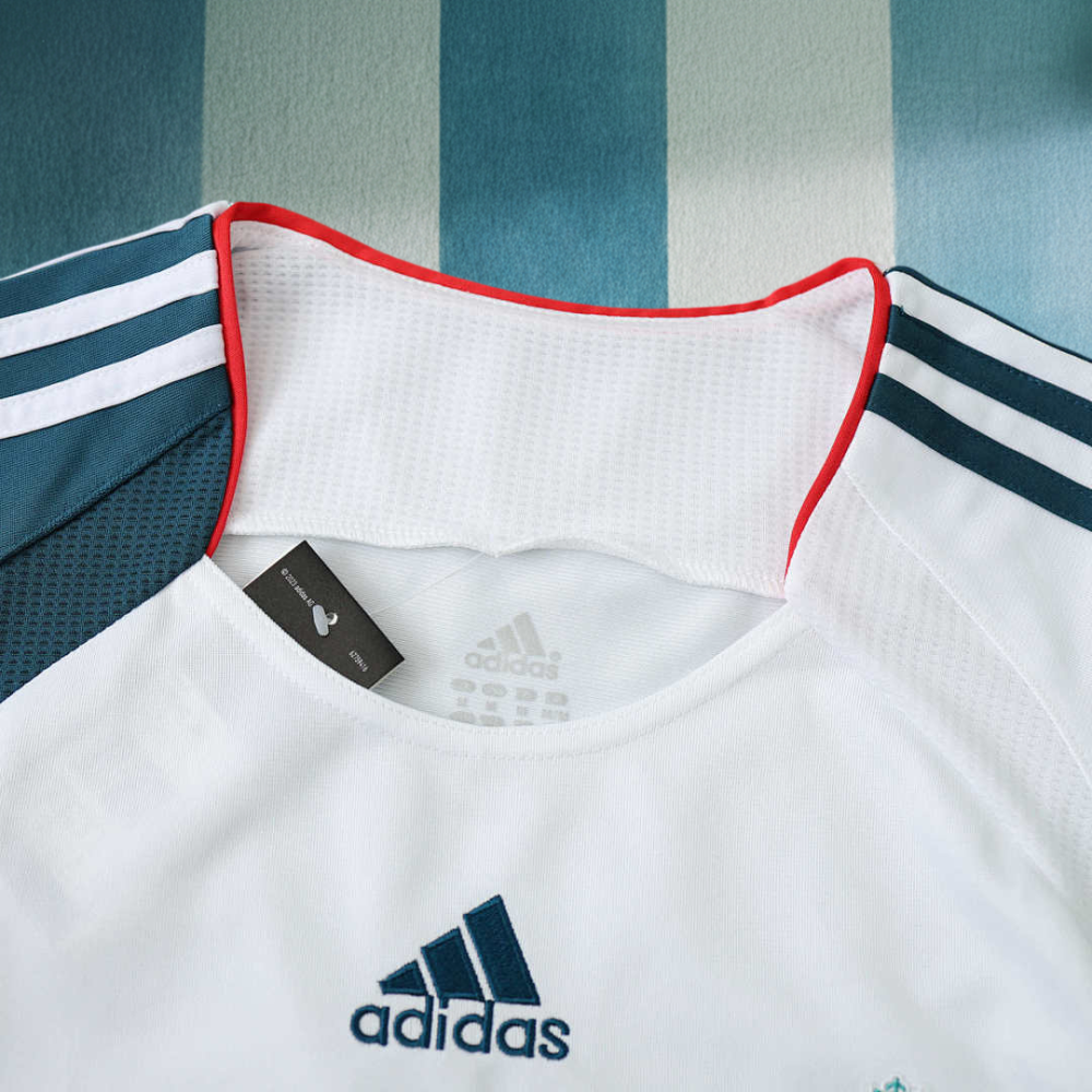 06/08 Liverpool away Fan version