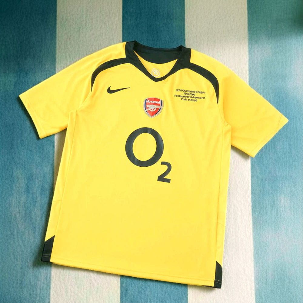 05/06 season Arsenal F.C. away Champions League Fan version