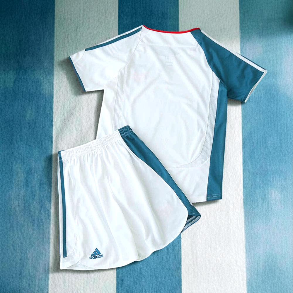 2006 season Liverpool F.C. away retro Kids kit