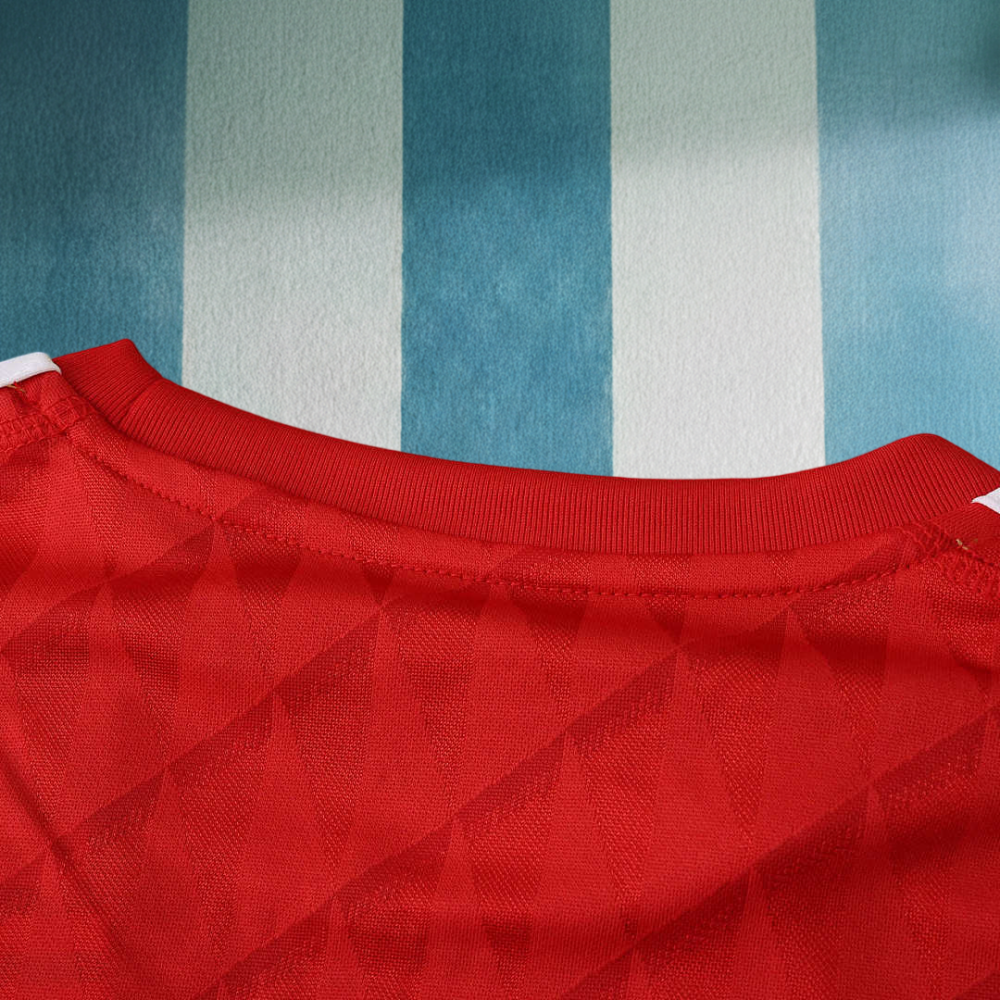 2010 season Liverpool F.C. home retro Kids kit