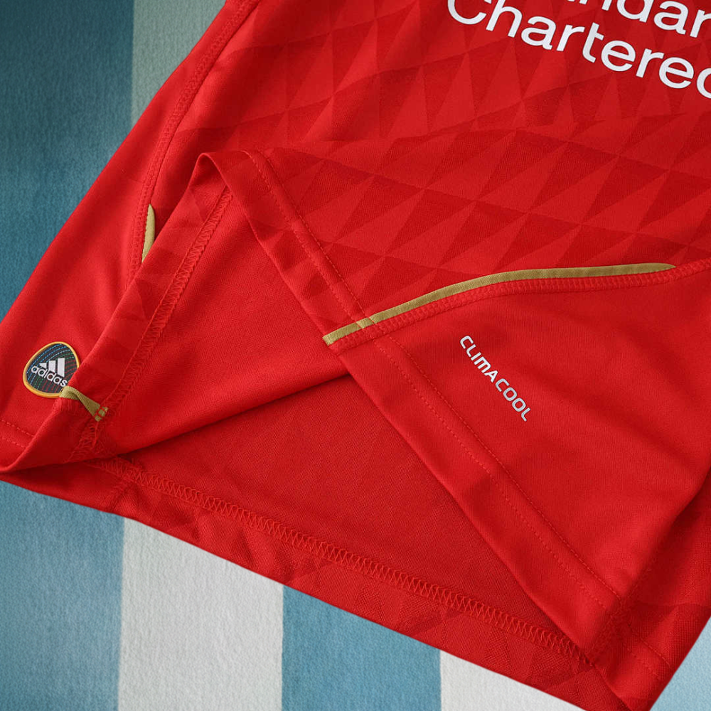 2010 season Liverpool F.C. home retro Kids kit