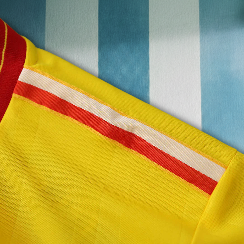 8586 Liverpool away Fan version