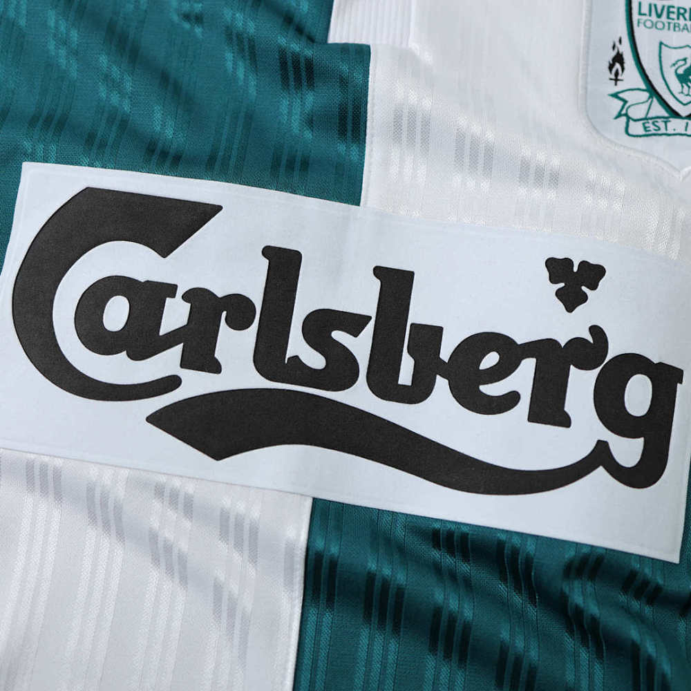 9596 Liverpool away Fan version