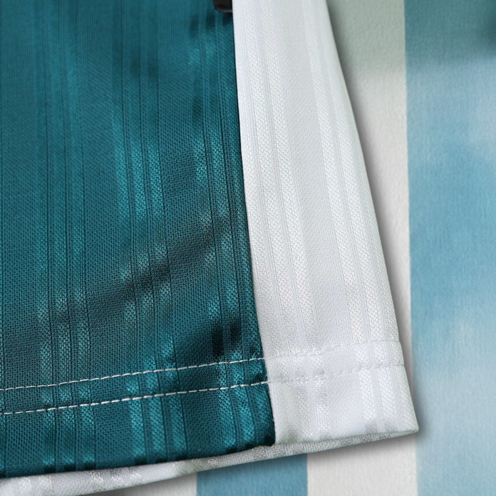 9596 Liverpool away Fan version