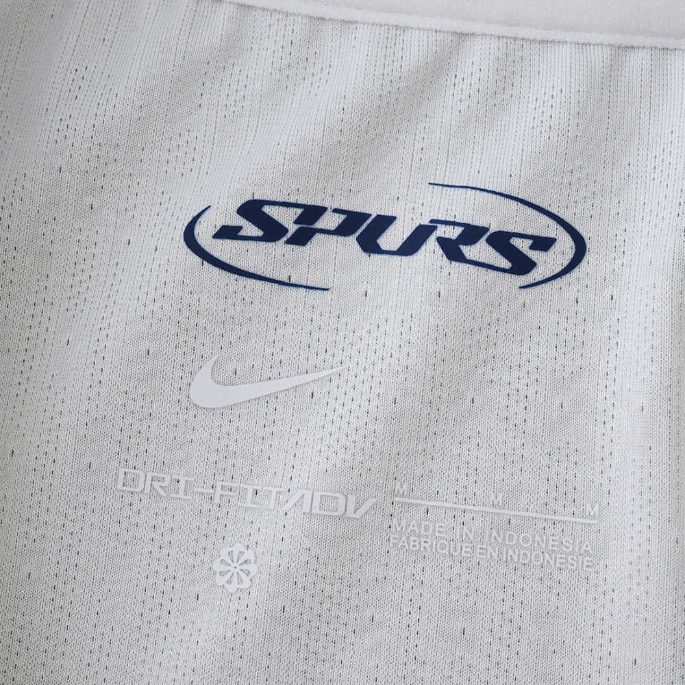 2526 season Tottenham Hotspur F.C. home Player version