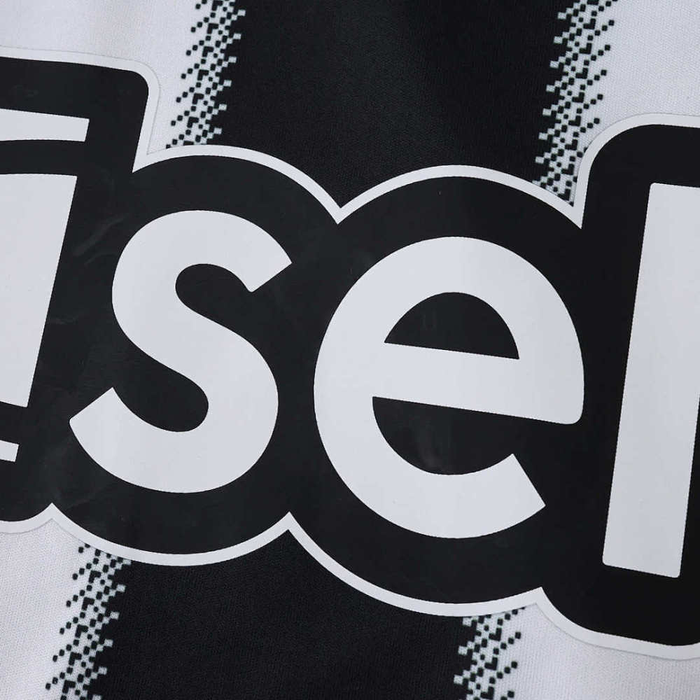25/26 season Newcastle United F.C. home Fan version