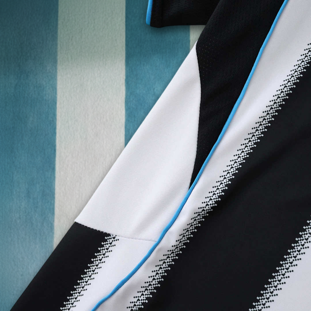 25/26 season Newcastle United F.C. home Fan version