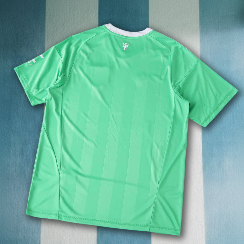 25/26 season Manchester United F.C. goalkeeper Fan version