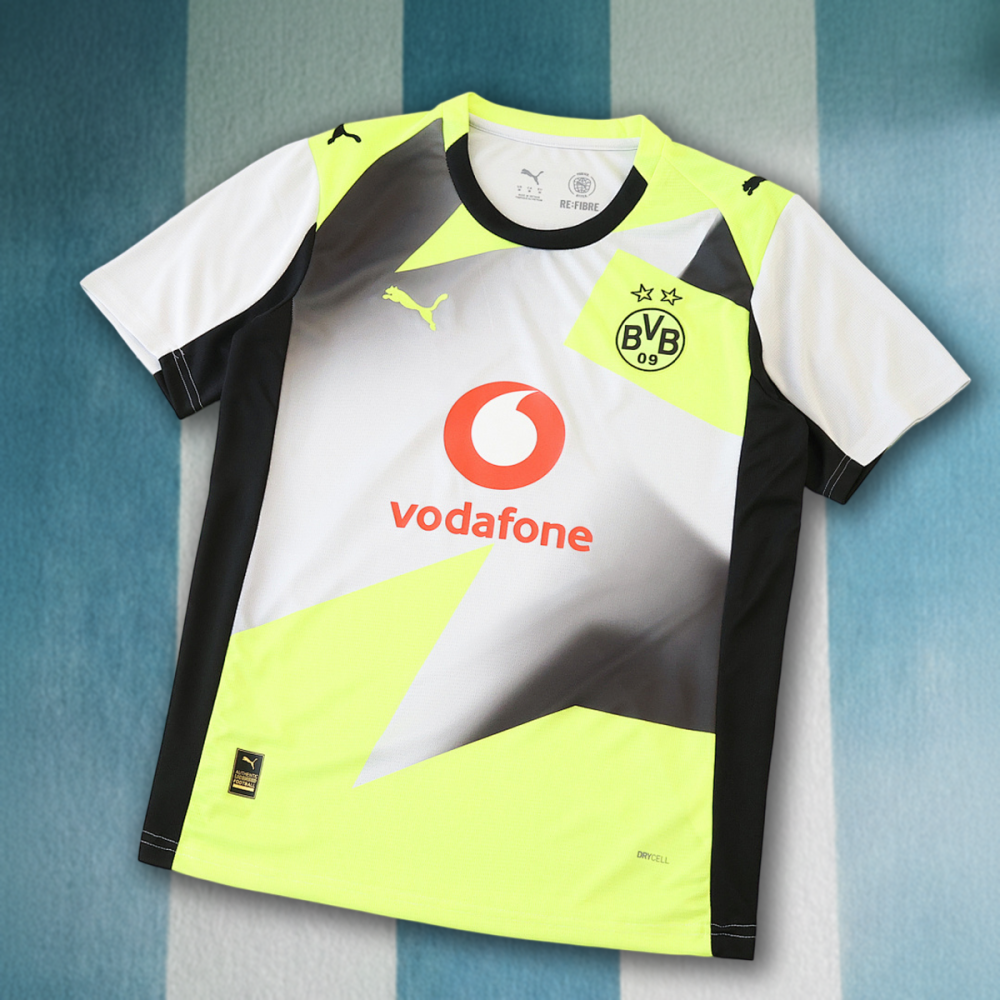 25/26 season Borussia Dortmund away Fan version