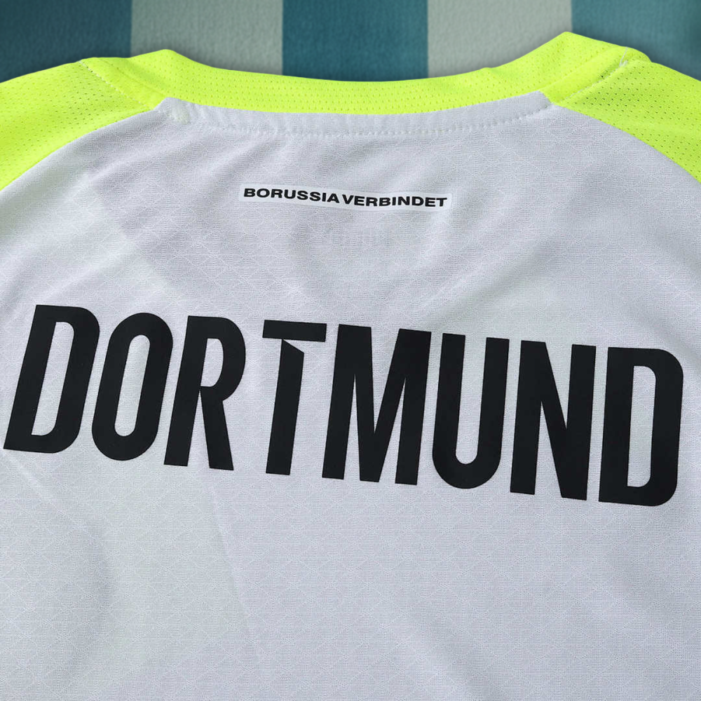 25/26 season Borussia Dortmund away Player version
