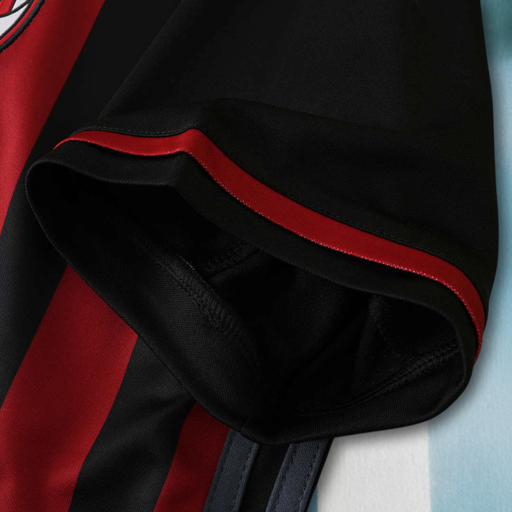 1617 season A.C. Milan home Fan version