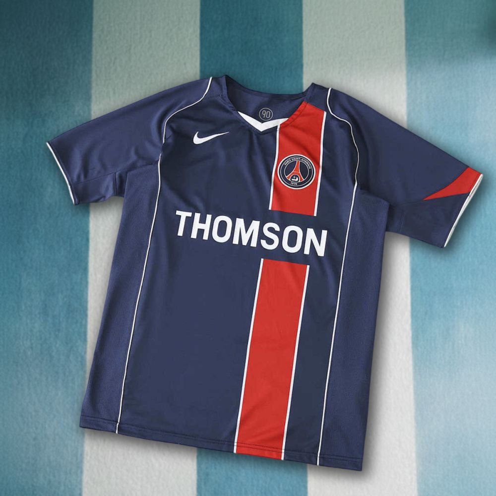 04/05 season Paris Saint-Germain F.C.  home  retro Fan version