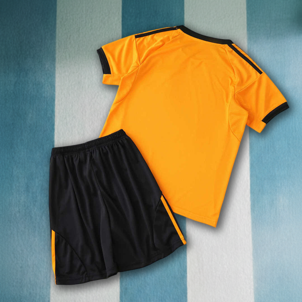 25/26 season A.S. Roma away Kids kit