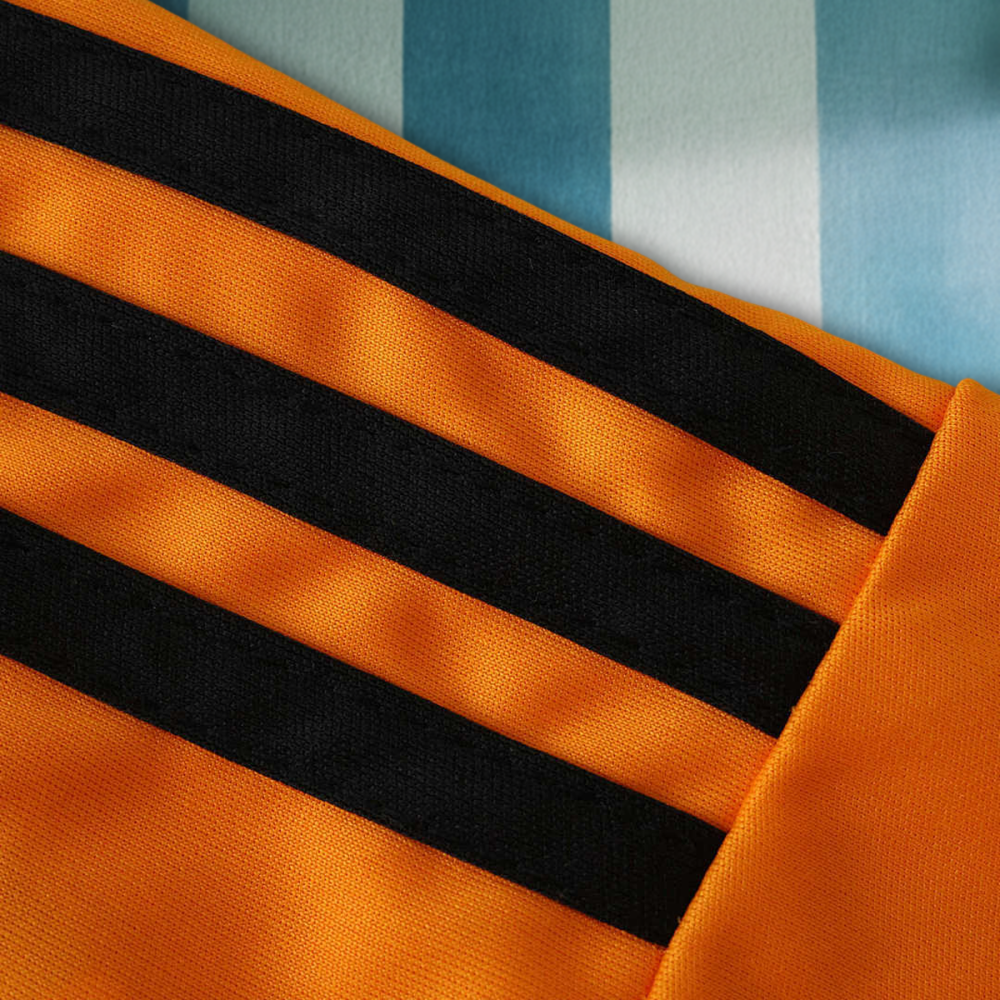 25/26 season A.S. Roma away Kids kit