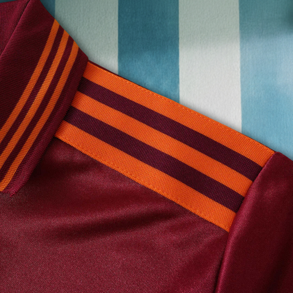 9293 season A.S. Roma home retro Fan version