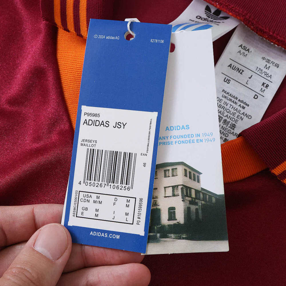 9293 season A.S. Roma home retro Fan version
