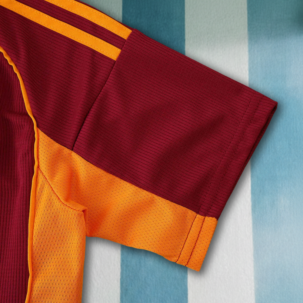 25/26 season A.S. Roma home Kids kit