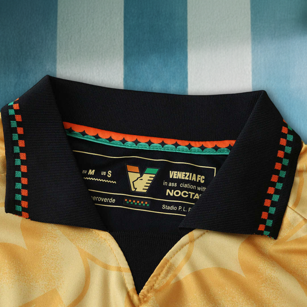 2526 season Venezia F.C. goalkeeper Long sleeved Fan version