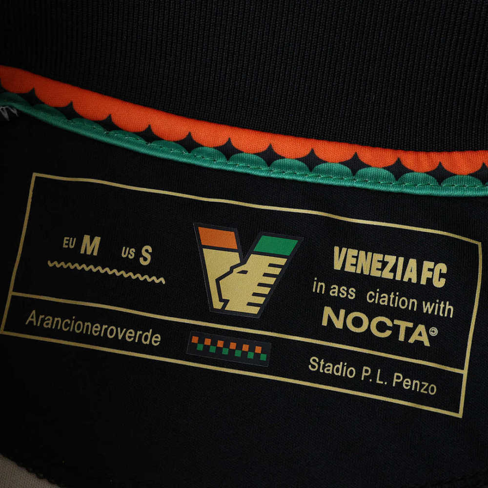 2526 season Venezia F.C. goalkeeper Long sleeved Fan version