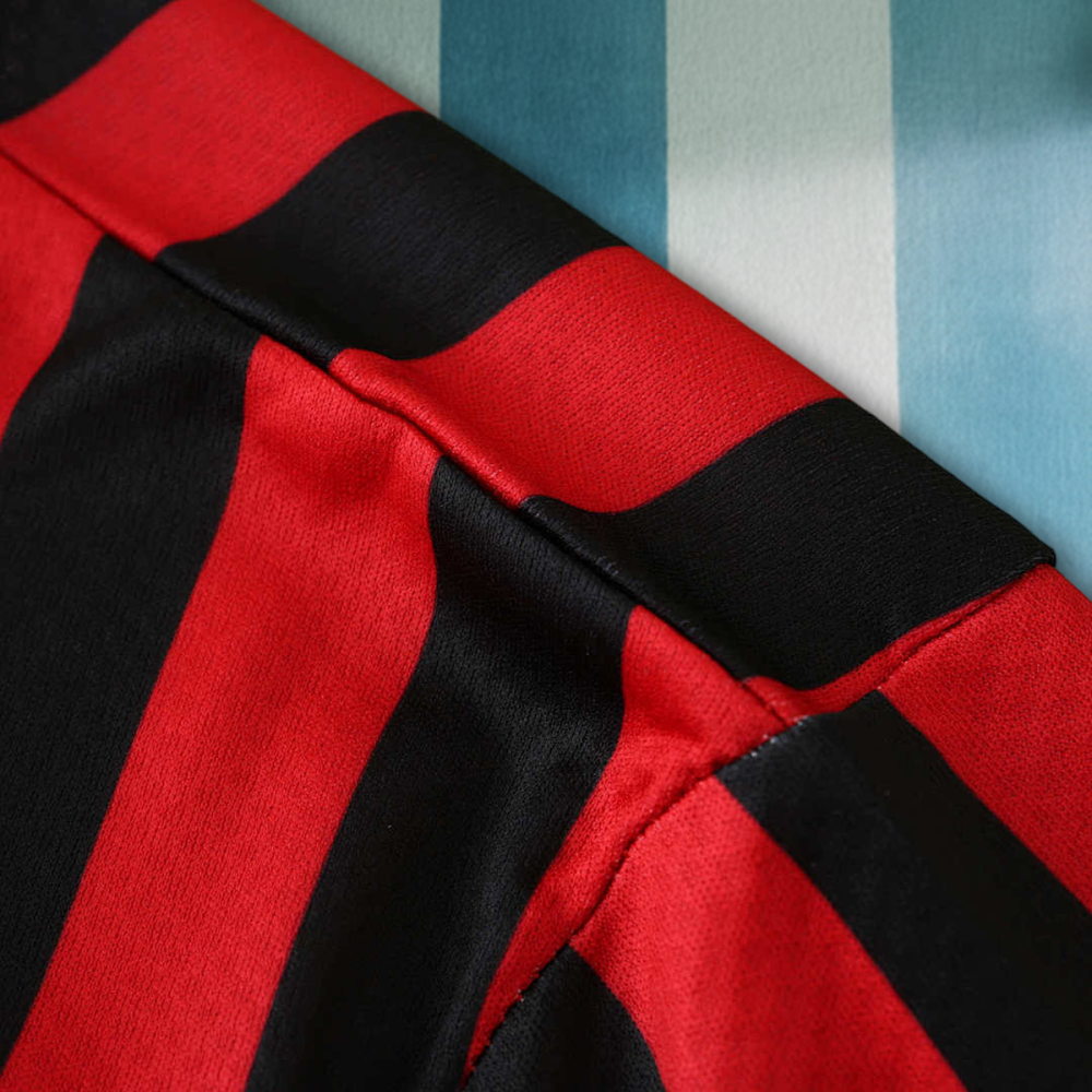 A.C. Milan 120th Anniversary Edition retro Fan version