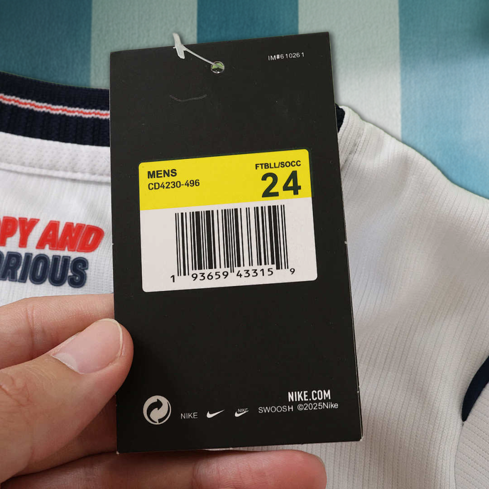 2026 FIFA World Cup England home Kids kit