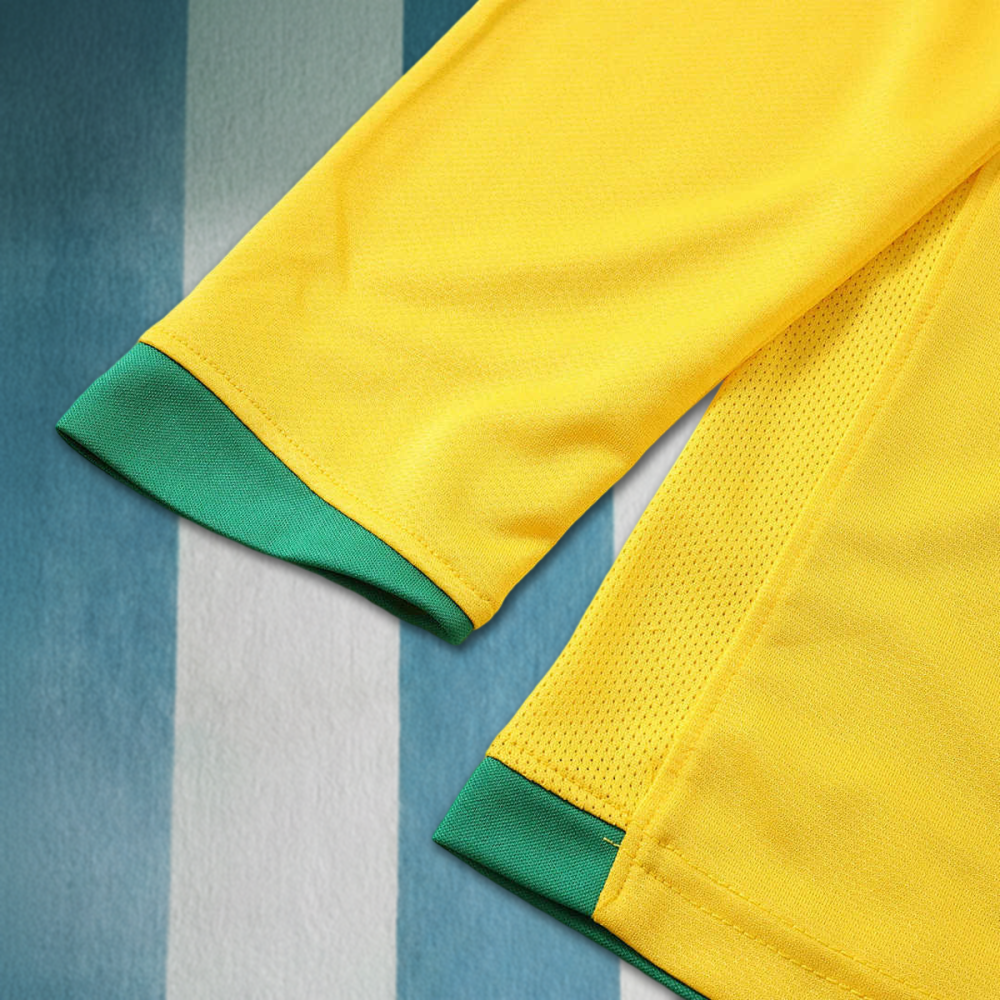 2006 season Brazil home Long sleeved retro Fan version