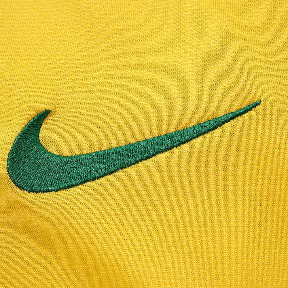 2006 season Brazil home Long sleeved retro Fan version
