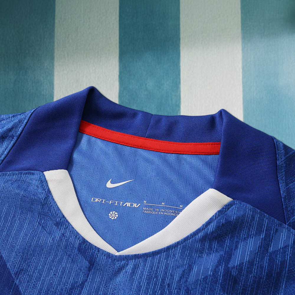 25/26 season Chelsea F.C. home Player version