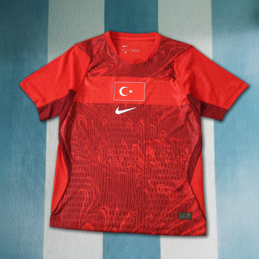 2026 FIFA World Cup Türkiye away Player version