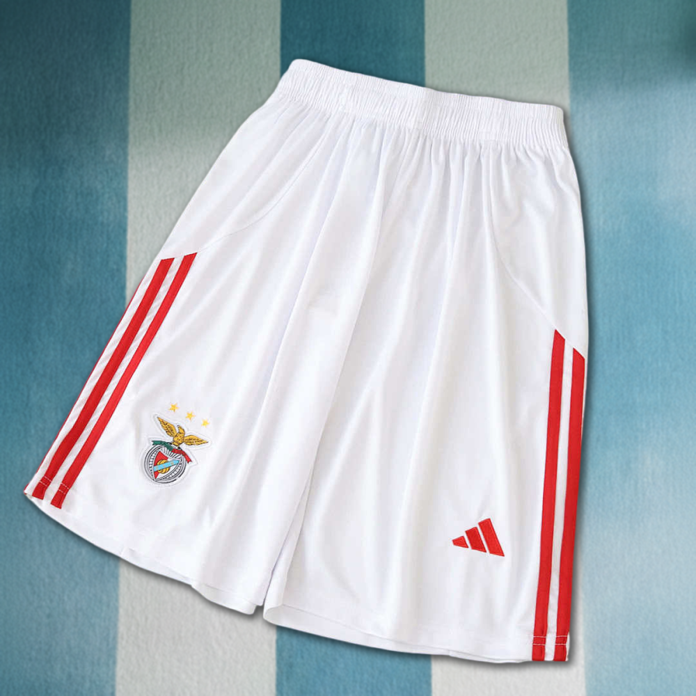 25/26 season Sport Lisboa home shorts